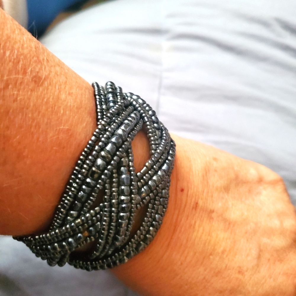 Black beaded bracelet